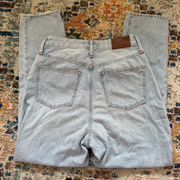Madewell the curvy perfect vintage jeans - Picture 3 of 6